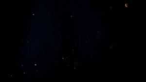 MILF casada em menage a trois com o marido corno e um amante de pau grande