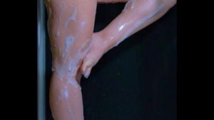 College Babe’s Soapy Shower: Big Ass Bouncing & Bubbles