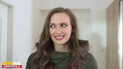 FAKEhub – Babe catfished on tinder date but hes got a huge cock to creampie her – see inside pussy