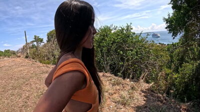 Peguei a novinha em Búzios – RJ e meti o ferro no cuzinho da safada no carro – Candy Debby