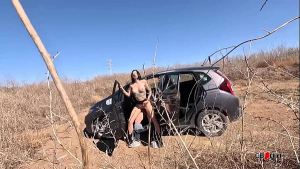 Slutty girl outdoor car sex