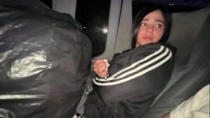 Viaje de negocios con el pervertido de mi primo politico !