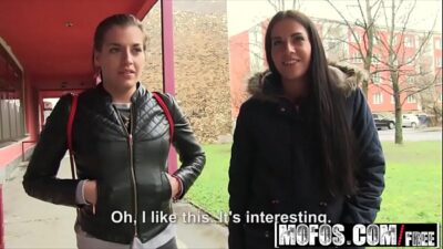 Public Pick Ups – Euro Chick Flashes Ass for Cash starring Eveline Dellai