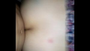 A la joven argentina le encanta comer pene