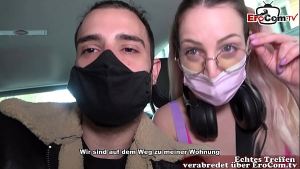 Echtes Paar flirtet im Urlaub und verabredet sich für einen Porno – EroCom Date