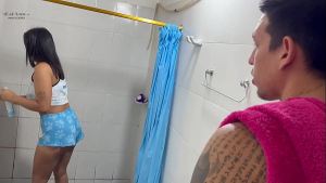 SEXO ANAL CON LA HERMANASTRA DE MI MEJOR AMIGO A CAMBIO DE GUARDAR EL SECRETO QUE SOMOS NOVIOS.