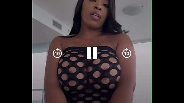 Aryana Adin shwoi her big boobs and black pussy