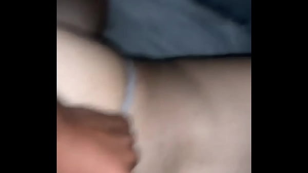 Tinder thot fiening for dick