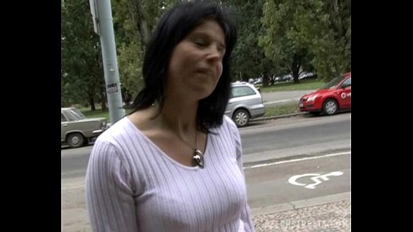 CZECH STREETS – LENKA
