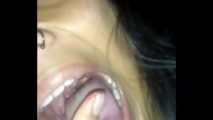 Melisa la fea provocando