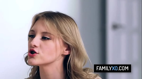 Teen stepsiblings get in threesome with their stepmom – Melody Marks, Jenna Starr