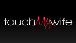 Surprising My Wife with a Monster Cock To Get On Her Good Side – Andi Avalon