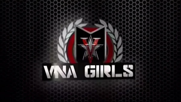 Horny Hottie Kendra Lee Deepthroats Rome Major’s Cock In Public!