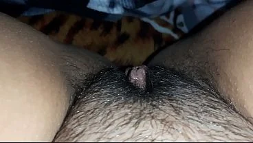 I held her face with my knees and cum in her mouth
