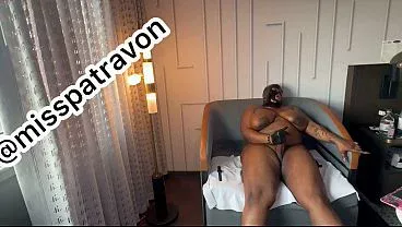 Ebony bbq Shemale with 70 inch ass jerks off in a. Latex hood