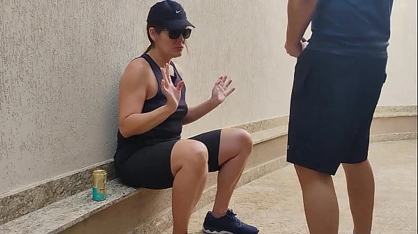 Homem hetero comendo uma sapatão ,até que a sapata é gostosinha pelada