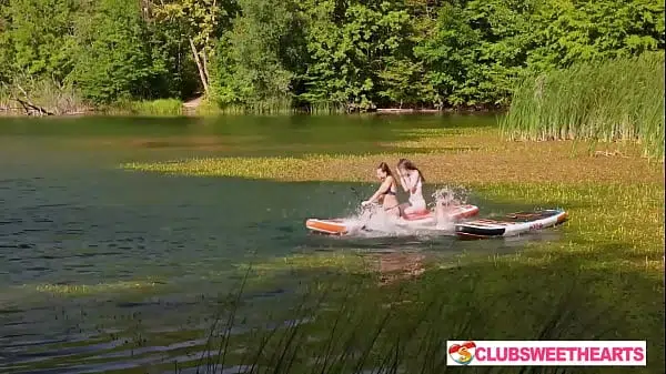 3 Girls, 1 SUP at ClubSweethearts