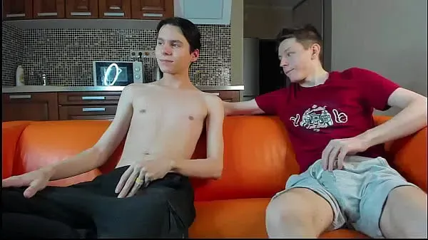 Big Dick Twink’s Naughty Tug and Explosive Load