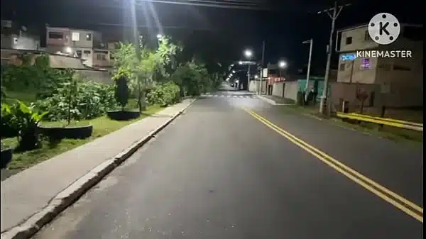 ESPOSA SEXO NA RUA COM DOTADO