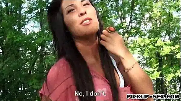 Pretty amateur Eurobabe Maria Fiori pounded for money