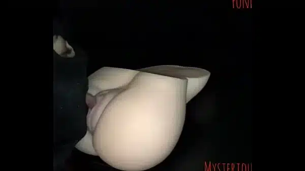 Sex Doll let’s lesbian eat pussy