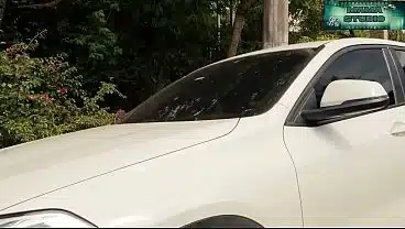 Eu, Mama Studio e Luiza Ambiel em Quando não consegui fazer meu carro pegar, parei e o mecânico BBC veio me ajudar.