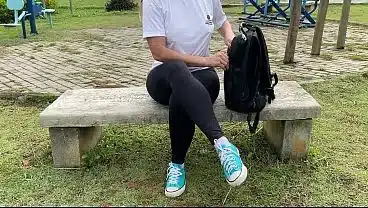 MARIA EDUARDA FEZ SEXO NA FRENTE DA ESCOLA NO CARRO COM PROFESSOR CASADO